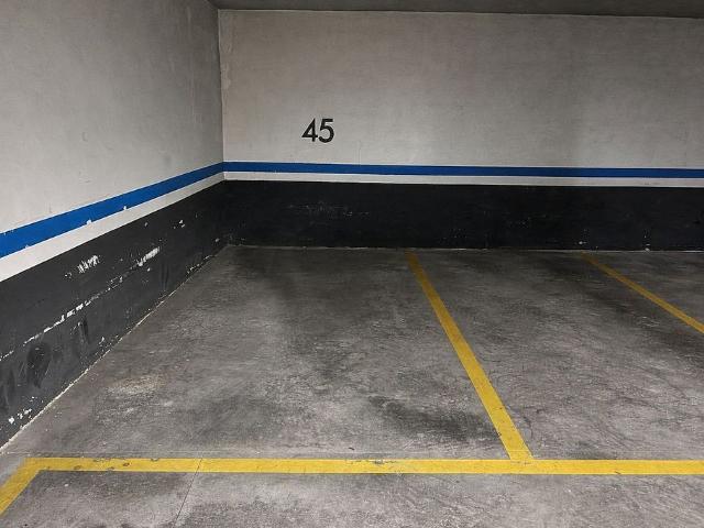 Garaje en venta en calle De Pere IV, Barcelona, de 9 m² por 18.000