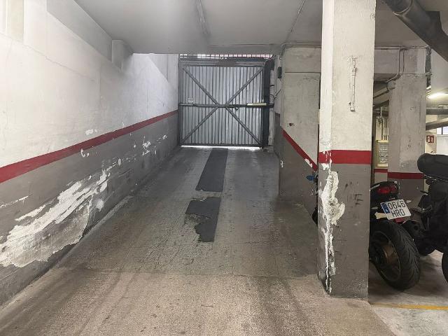 Garaje en venta en calle De Puerto Príncipe, Barcelona, de 13 m² por 22.000
