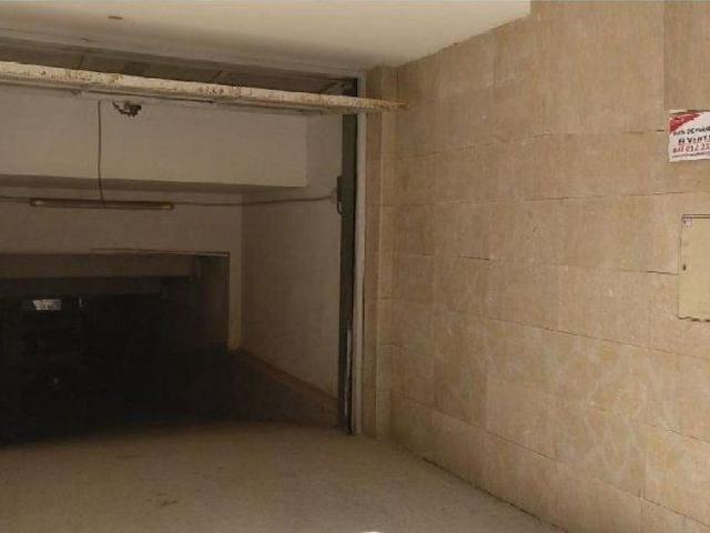 Garaje en venta en calle De Rafael Casanova, Viladecans, de 10 m² por 6.500
