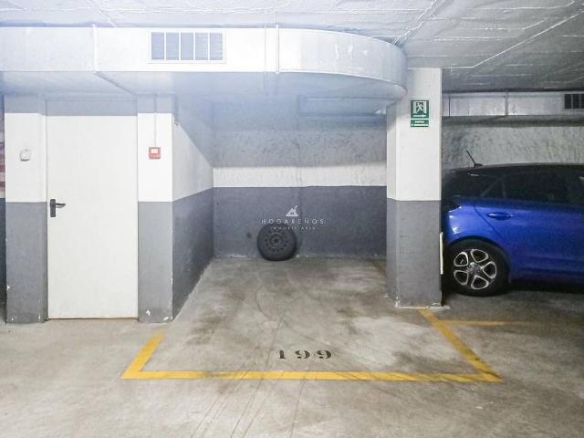 Garaje en venta en Mataró, de 22 m² por 17.000