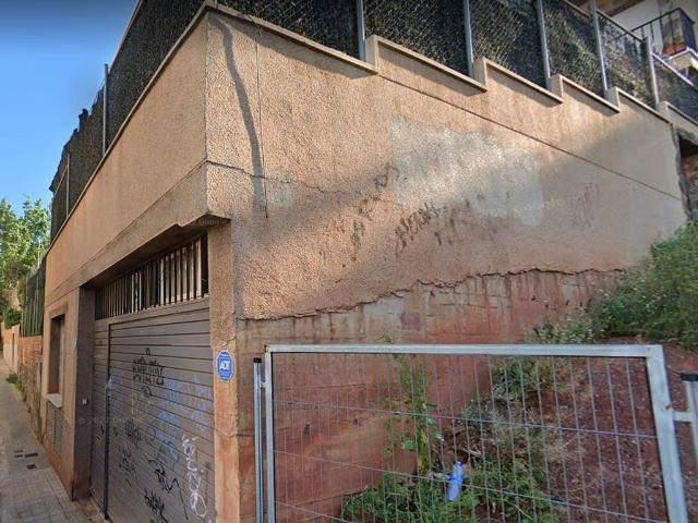 Garaje en venta en calle Joan Ubach, Santa Coloma de Gramanet, de 202 m² por 42.000
