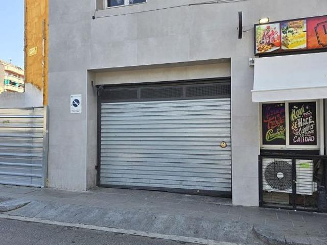 Garaje en venta en calle Llobregat, Hospitalet de Llobregat, L´, de 8 m² por 8.800
