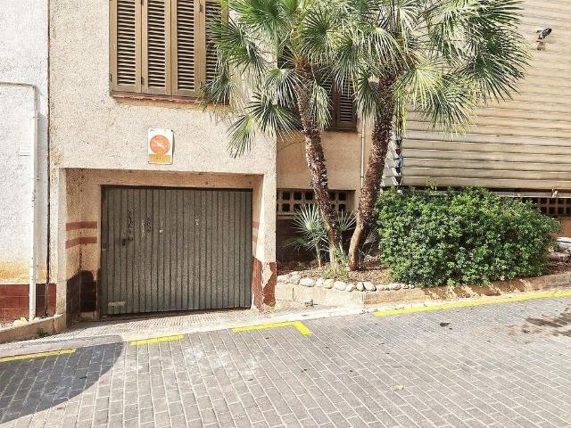 Garaje en venta en calle Major, Calafell, de 15 m² por 8.500