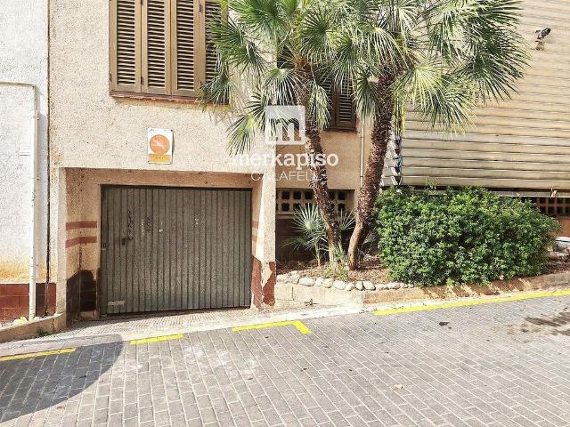Garaje en venta en calle Major, Calafell, de 15 m² por 8.500