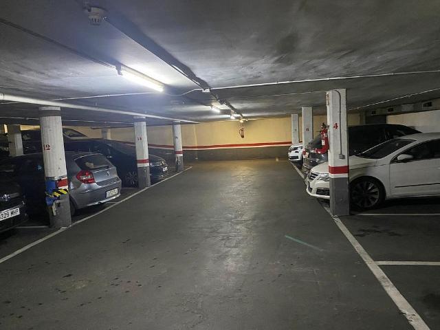 Garaje en venta en calle Major de Sarrià, Barcelona, de 11 m² por 25.500
