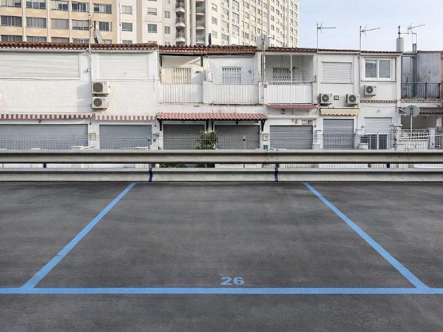 Garaje en venta en calle Mugab, Castelló d´Empúries, de 20 m² por 18.000