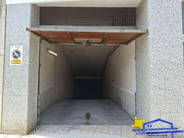 Garaje en venta en calle Nicolás Salmerón, Llançà, de 14 m² por 23.000