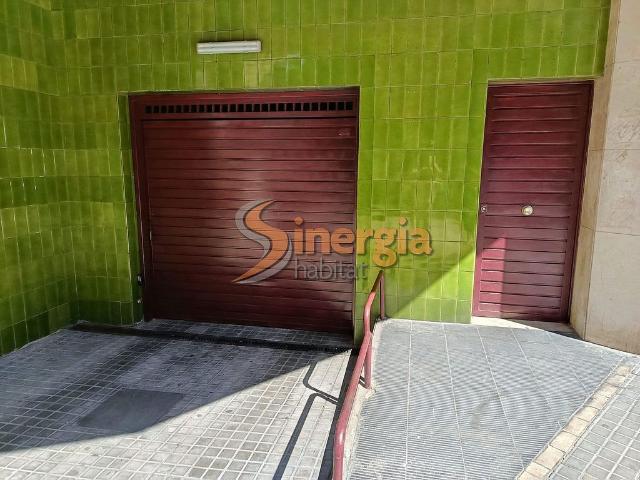 Garaje en venta en calle Santa Anna, Hospitalet de Llobregat, L´, de 11 m² por 15.000