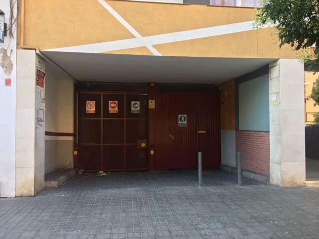 Garaje en venta en calle Santa Eulàlia, Hospitalet de Llobregat, L´, de 10 m² por 13.000