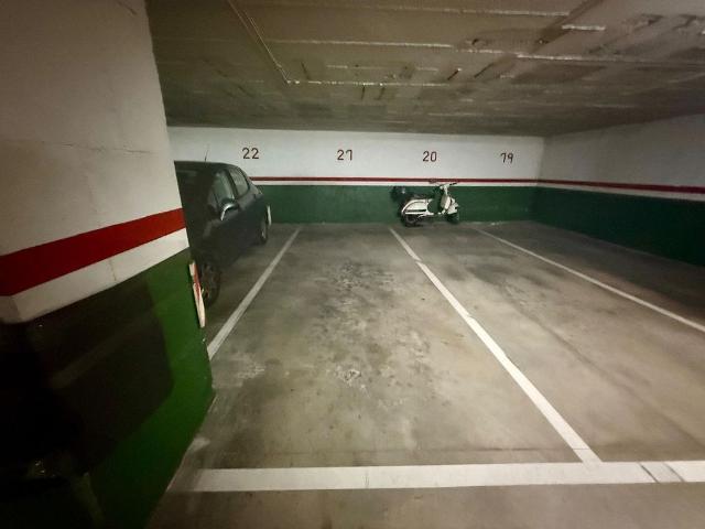 Garaje en venta en calle República Argentina, Masnou, de 6.508 m² por 14.500