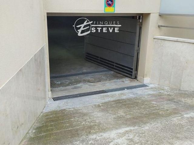 Garaje en venta en calle Tajo, Calafell, de 8 m² por 5.800