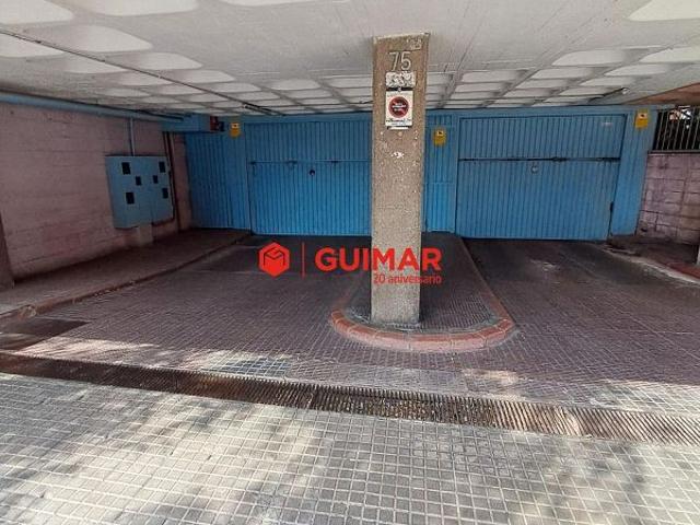 Garaje en venta en calle Verge de la Mercè, Esplugues de Llobregat, de 8 m² por 18.000