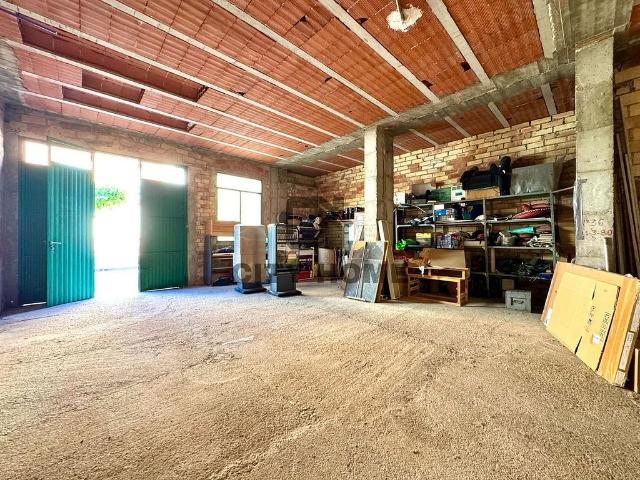 Garaje en venta en calle Vinebre, Tortosa, por 29.000