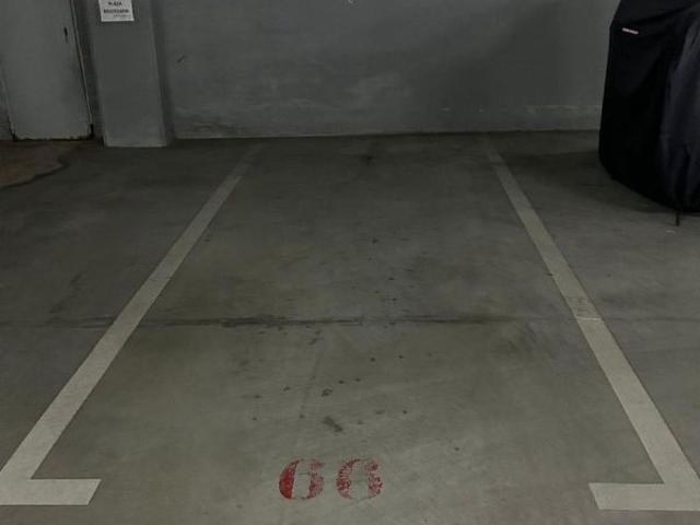Garaje en venta en carretera De Sant Cugat, Rubí, de 12 m² por 7.950