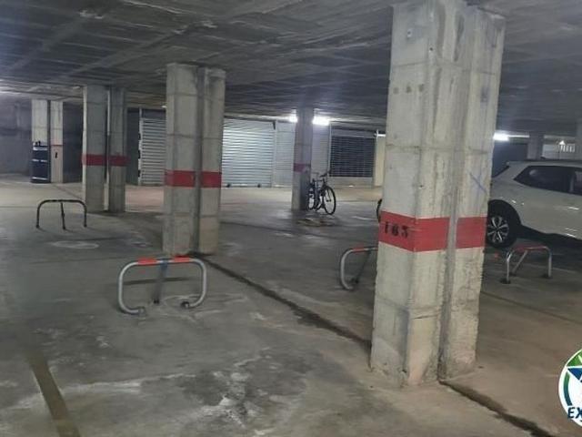Garaje en venta en Castelló d´Empúries, de 18 m² por 19.500