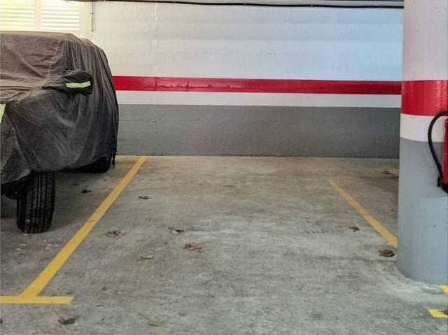 Garaje en venta en Cubelles, de 12 m² por 15.000
