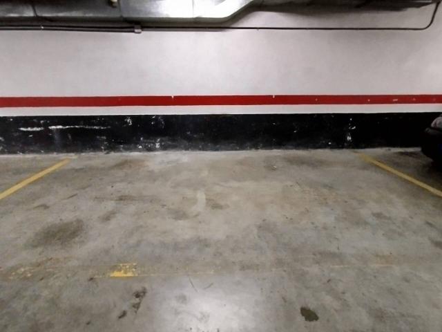 Garaje en venta en Amézola