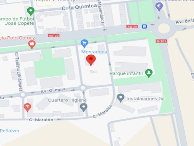 Garaje en venta en Albacete