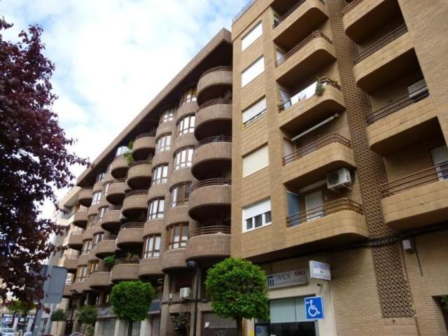 Garaje en venta en Almansa, Centro