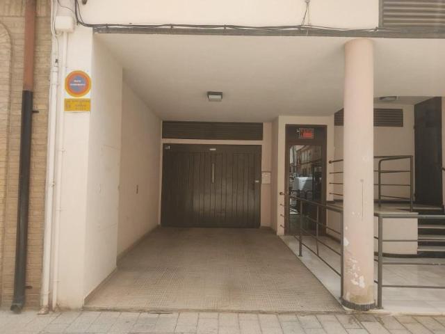 Garaje en venta en Almansa, San Isidro