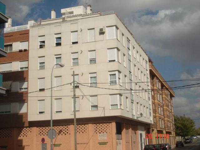 Garaje en venta en Almansa, San Juan