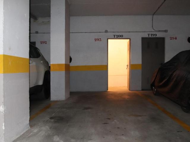 Garaje en venta en Almería Almería