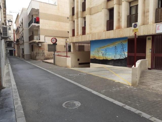 Garaje en venta en Almería, Centro