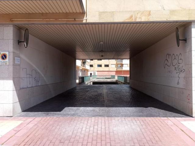 Garaje en venta en Arroyo de la Encomienda, Arroyo De La Encomienda