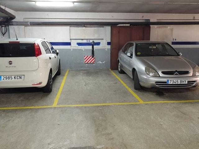 Garaje en venta en avenida De Catalunya, Santa Coloma de Gramanet, por 11.500