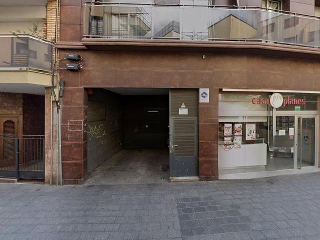 Garaje en venta en avenida De la Generalitat, Santa Coloma de Gramanet, de 18 m² por 27.500
