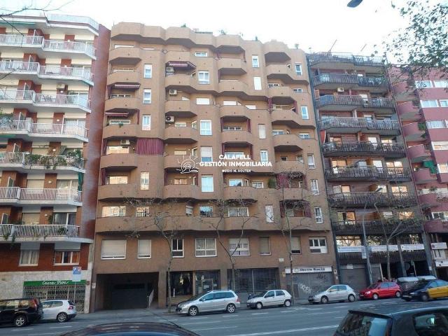 Garaje en venta en avenida De Madrid, Barcelona, de 12 m² por 19.950