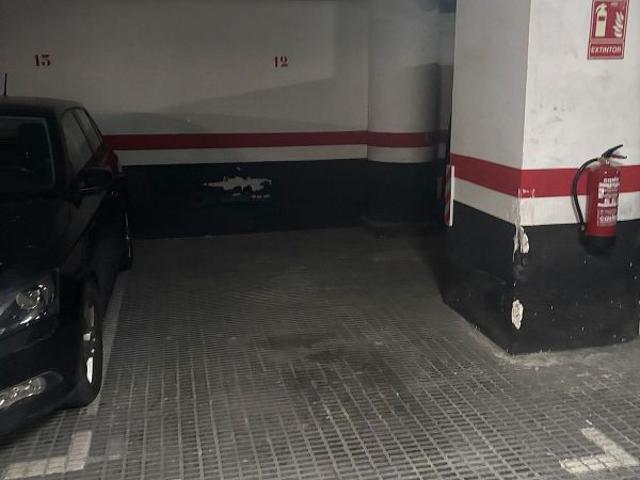 Garaje en venta en avenida De Mistral, Barcelona, de 10 m² por 18.600