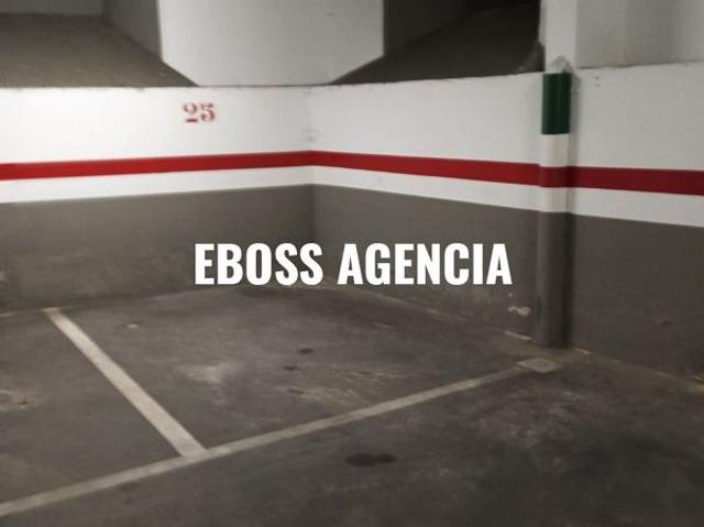 Garaje en venta en avenida De Roma, Barcelona, de 6 m² por 11.250