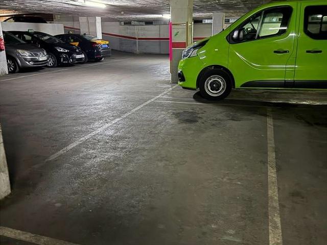 Garaje en venta en avenida Del Doctor Bassols, Badalona, por 18.500