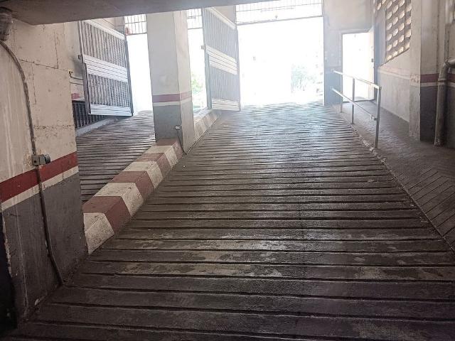 Garaje en venta en avenida Del Masnou, Hospitalet de Llobregat, L´, de 12 m² por 16.500