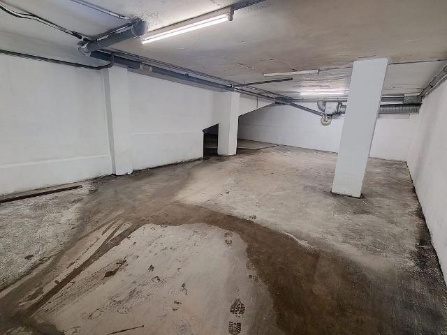 Garaje en venta en avenida Extremadura, Blanes, de 96 m² por 38.630