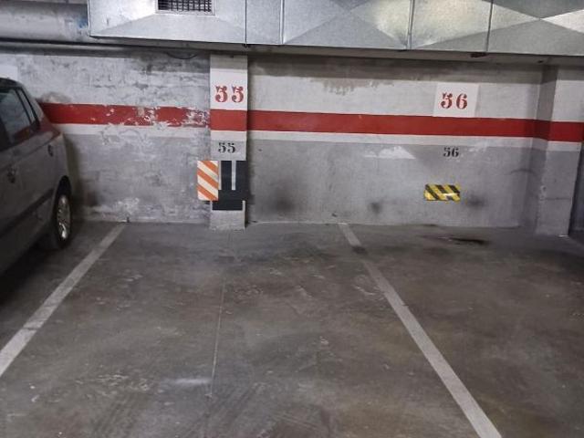Garaje en venta en avenida Jaume I, Reus, de 20 m² por 16.000