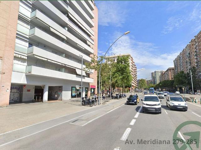 Garaje en venta en avenida Meridiana, Barcelona, de 8 m² por 18.000