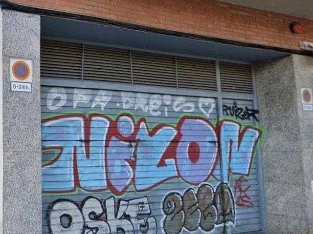 Garaje en venta en avenida Meridiana, Barcelona, de 9 m² por 14.000