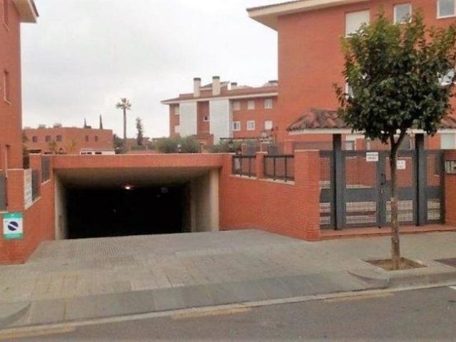 Garaje en venta en avenida President Tarradellas, Reus, de 24 m² por 3.400