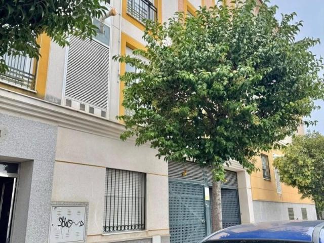 Garaje en venta en Badajoz, La Estación