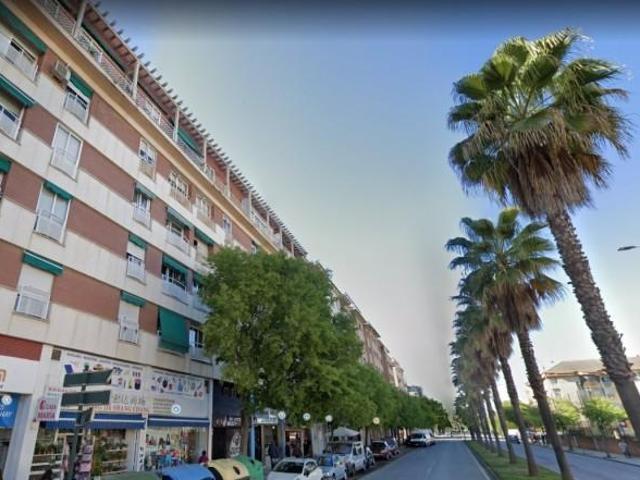 Garaje en venta en Badajoz, María Auxiliadora