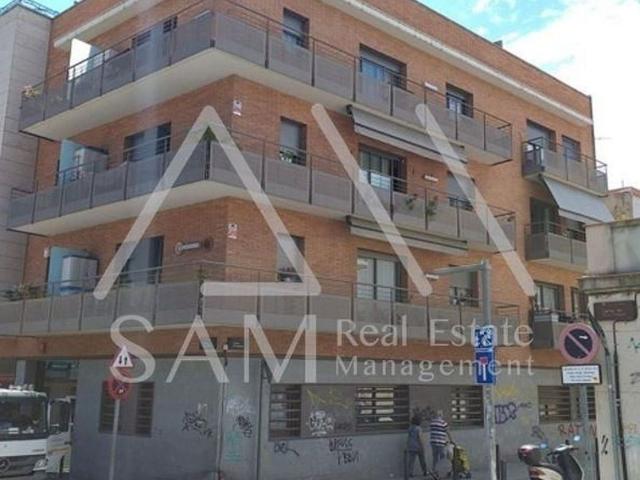 Garaje en venta en Badalona, de 25 m² por 15.000