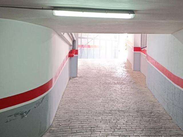 Garaje en venta en Baena, Ensanche 5