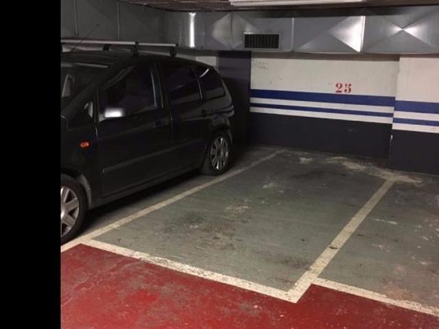 Garaje en Venta en Barcelona, Barcelona