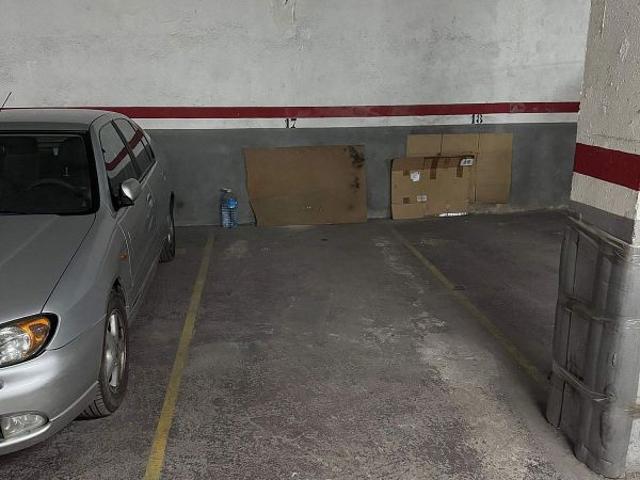Garaje en venta en Barcelona, de 10 m² por 14.000
