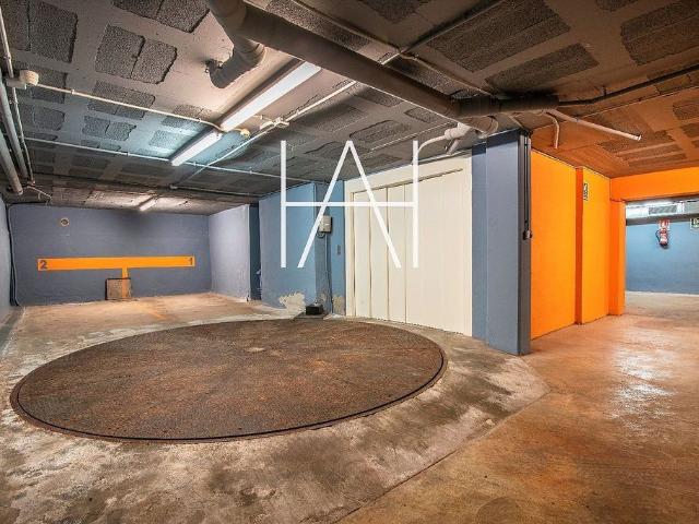 Garaje en venta en Barcelona, de 10 m² por 9.000