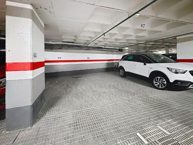 Garaje en venta en avenida De Roma, Barcelona, de 10 m² por 22.000