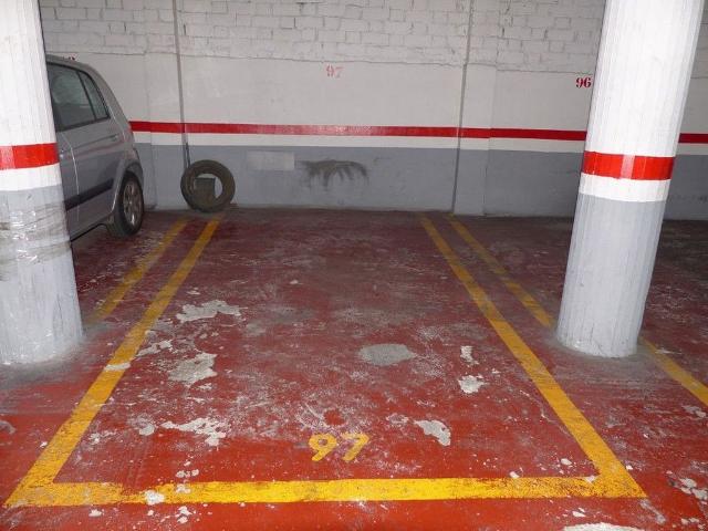 Garaje en venta en Barcelona, por 23.500