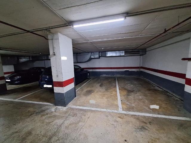 Garaje en venta en Barcelona, de 12 m² por 16.500